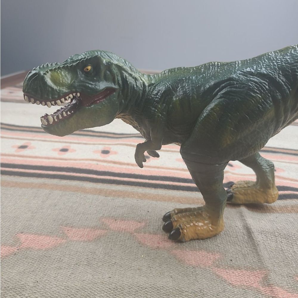 2016 Large 13" Soft Tyrannosaurus Rex T-Rex JMW Sales Toy